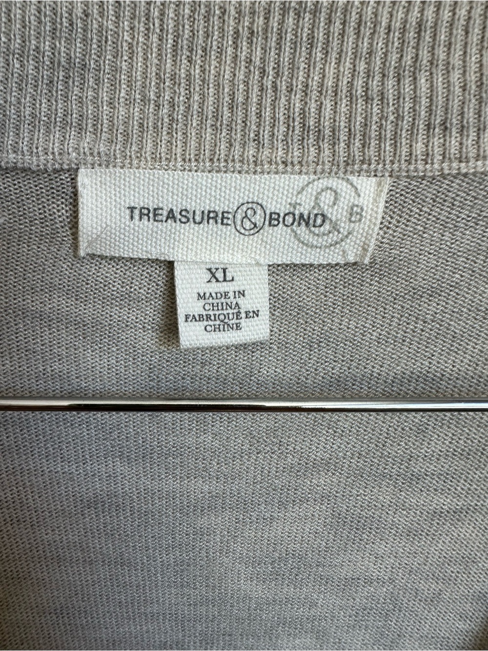 Treasure & Bond Cream V-Neck Sweater - Picture 3 of 6